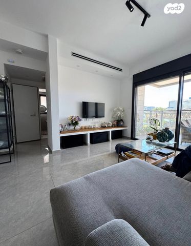 דירה, זטלר 16, כפר סבא הירוקה, כפר סבא