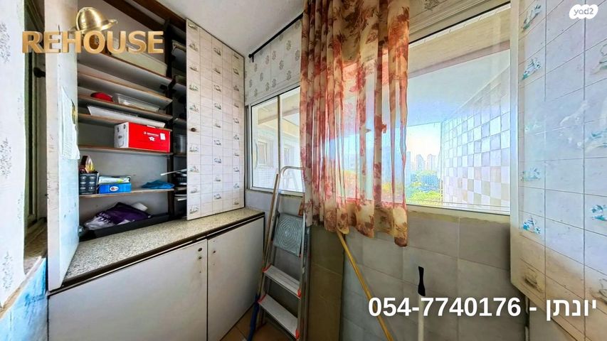 דירה, יהושפט המלך, רובע י"ג, אשדוד