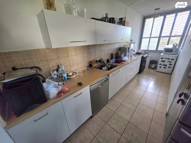 דירה, הרצליה