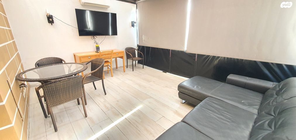 דירה, רב אלוף דן שומרון, קרית קריניצי, רמת גן