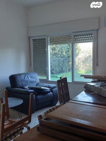 דירה, דרך הפסגה, בית זית, בית זית