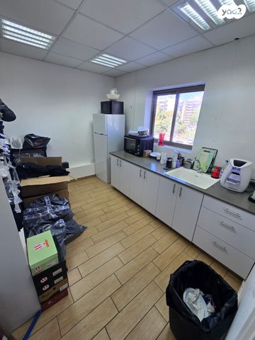 קליניקות, יוסף לישנסקי 27, מב"ת מערב, אזור תעשייה חדש, ראשון לציון