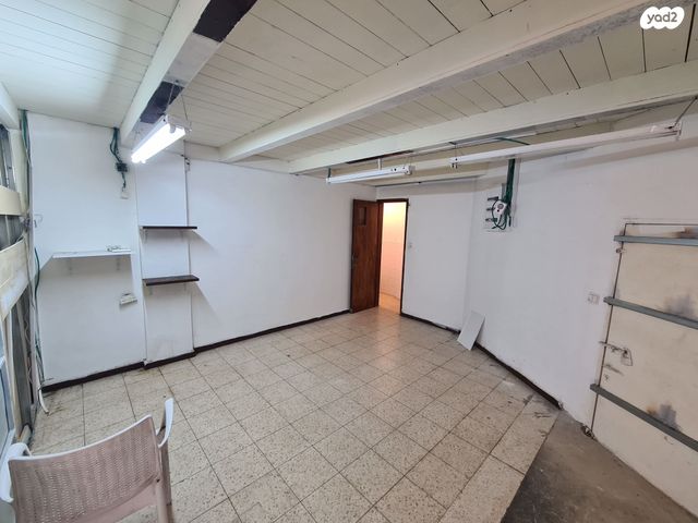 חנויות/ שטח מסחרי, פרדס חנה כרכור