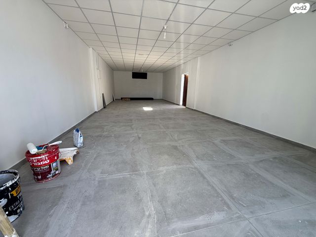 חנויות/ שטח מסחרי, אור עקיבא