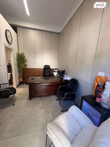 חנויות/ שטח מסחרי, שדרות קק"ל, מוצקין הותיקה, קרית מוצקין