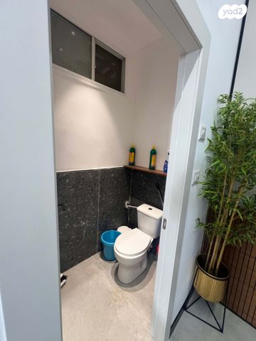 חנויות/ שטח מסחרי, שדרות קק"ל, מוצקין הותיקה, קרית מוצקין