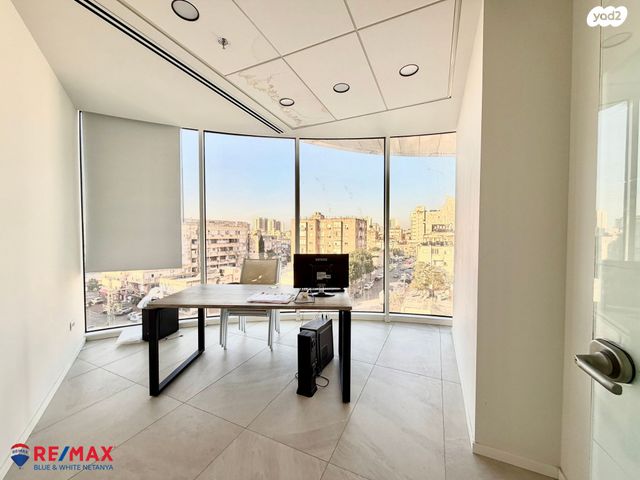 משרדים, פתח תקווה 6, מרכז העיר דרום, נתניה