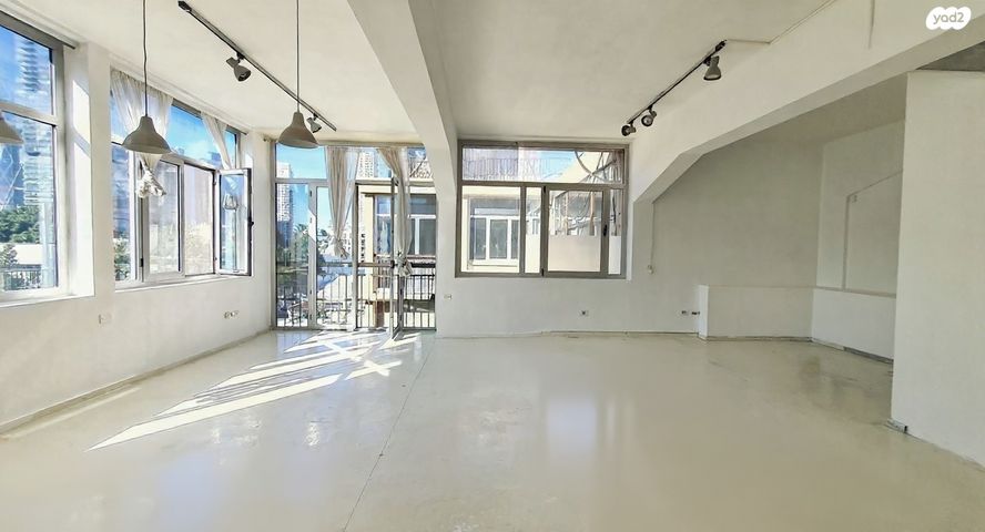 משרדים, בן אביגדור 16, מונטיפיורי, הרכבת, תל אביב יפו