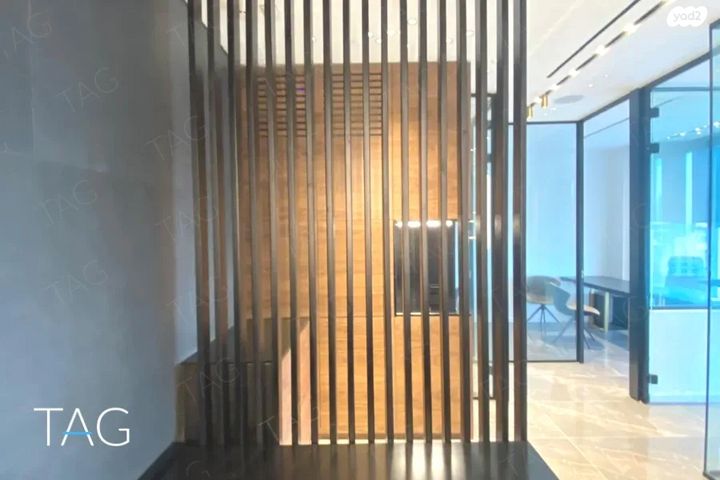 משרדים, דרך מנחם בגין 150, תל אביב יפו