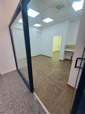 חנויות/ שטח מסחרי, שדרות ההסתדרות 25, צומת הקריות, חוף שמן, חיפה