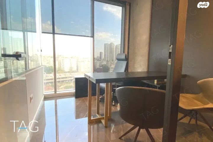 משרדים, דרך מנחם בגין 150, תל אביב יפו