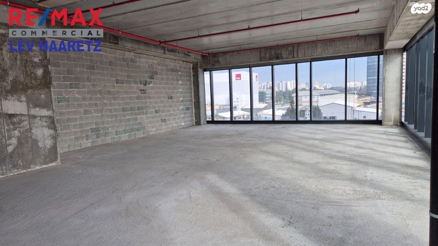 משרדים, החרש, הוד השרון