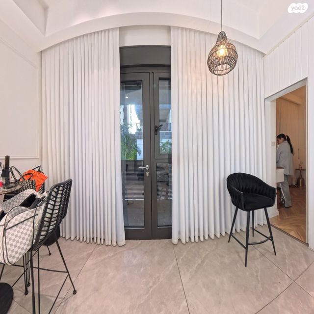 משרדים, עגנון, נהריה