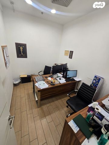 קליניקות, יוסף לישנסקי 27, מב"ת מערב, אזור תעשייה חדש, ראשון לציון