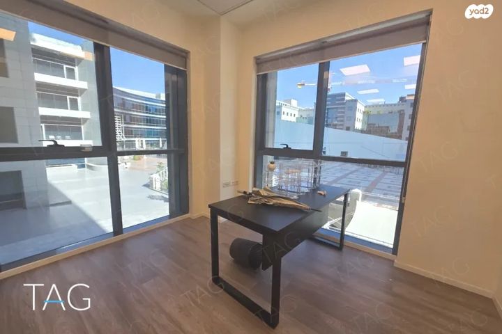 מדינת היהודים 85