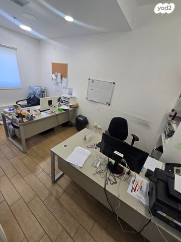 קליניקות, יוסף לישנסקי 27, מב"ת מערב, אזור תעשייה חדש, ראשון לציון