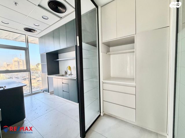 משרדים, פתח תקווה 6, מרכז העיר דרום, נתניה