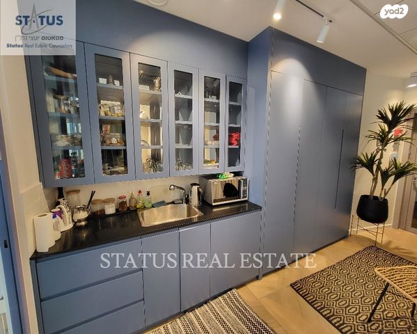 משרדים, בורסה, רמת גן