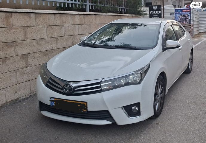טויוטה קורולה