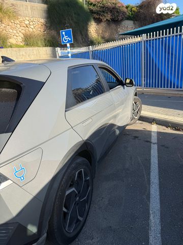 יונדאי איוניק 5