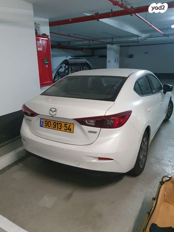 מאזדה 3