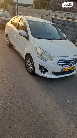 מודעת רכב מיצובישי אטראז'