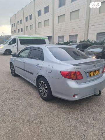 טויוטה קורולה