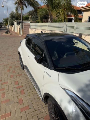 טויוטה C-HR