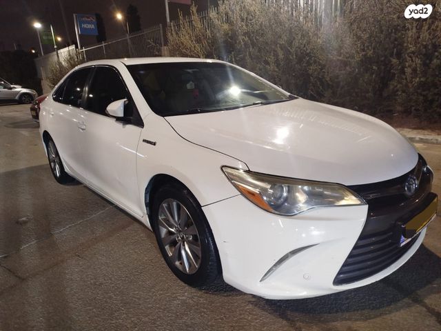 טויוטה קאמרי