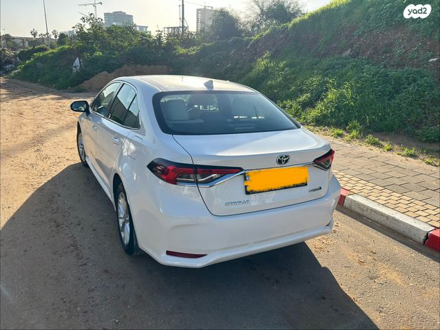 טויוטה קורולה