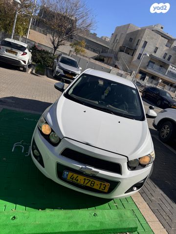 שברולט סוניק