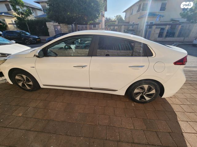 מודעת רכב יונדאי איוניק