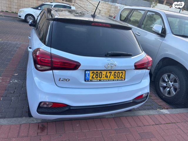 יונדאי i20