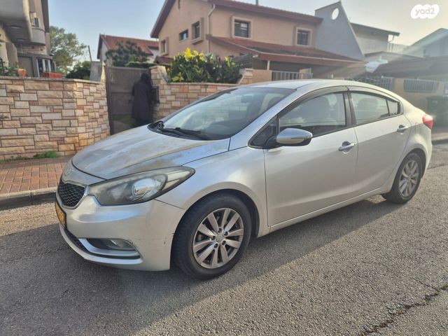 מודעת רכב קיה פורטה