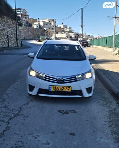 מודעת רכב טויוטה קורולה
