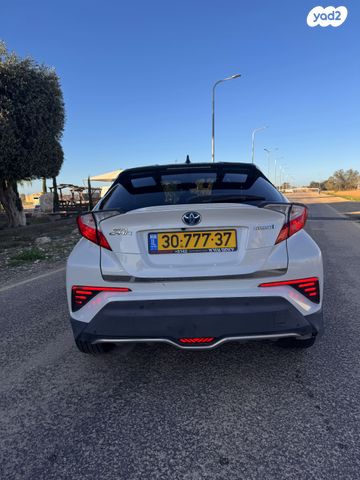 טויוטה C-HR