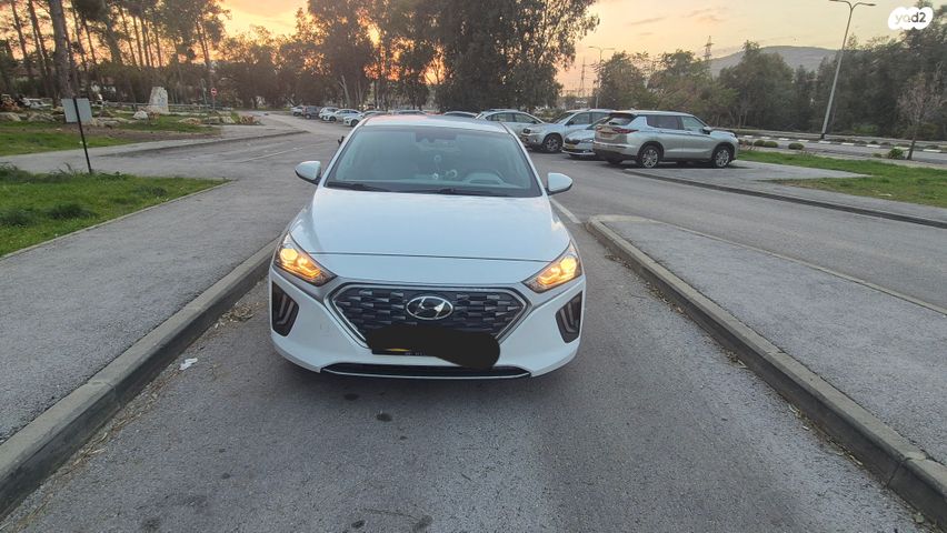 מודעת רכב יונדאי איוניק