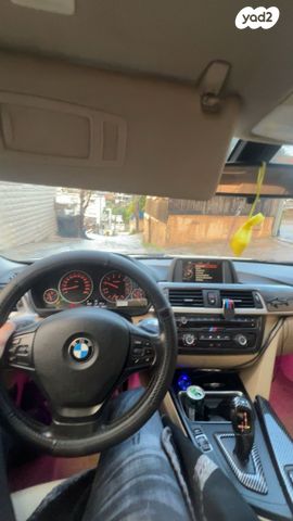 מודעת רכב ב מ וו סדרה 3