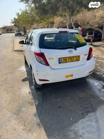 מודעת רכב טויוטה יאריס