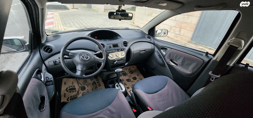 מודעת רכב טויוטה יאריס