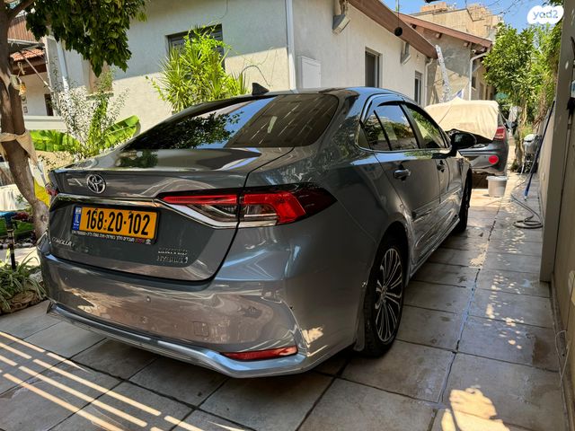 טויוטה קורולה