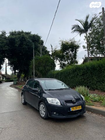 טויוטה אוריס