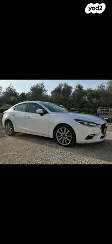 מודעת רכב מאזדה 3