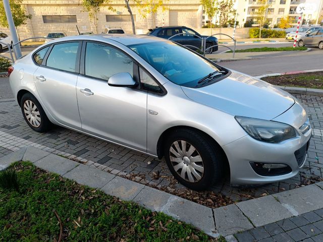 מודעת רכב אופל אסטרה