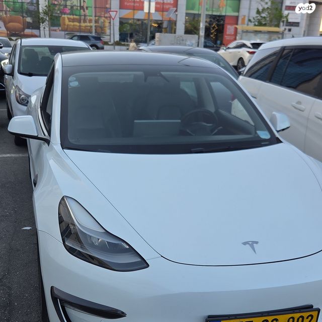 טסלה מודל 3