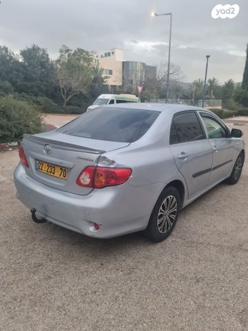 טויוטה קורולה
