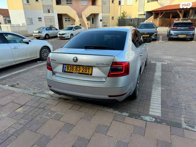 סקודה אוקטביה 