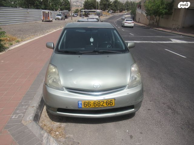 מודעת רכב טויוטה פריוס