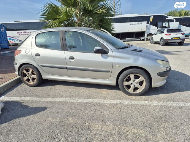 מודעת רכב פיג'ו 206