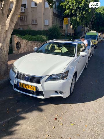 מודעת רכב לקסוס GS